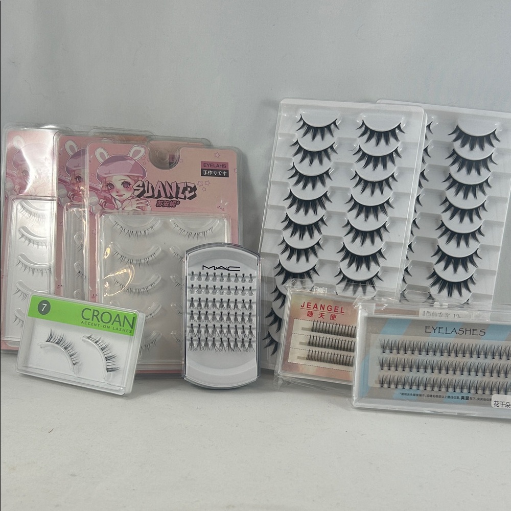MAC False Lashes + 8 Assorted Packs